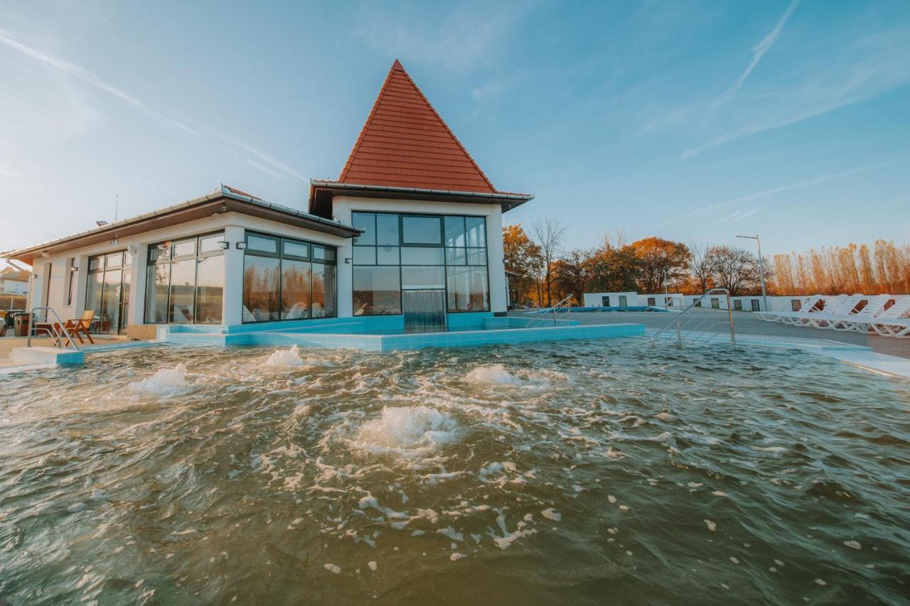 Termal Kre-Spa Sînnicolau de Munte Buitenkant foto